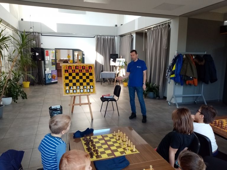 Zajęcia szachowe dla małych i dużych